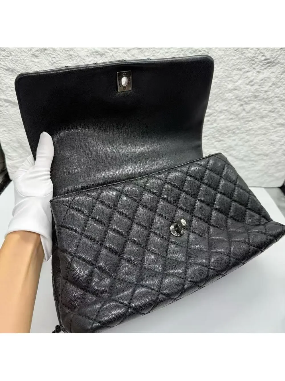 Chanel Coco Handle Medium Black Caviar #307984C37B